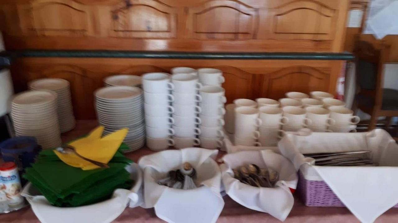 Villa Aida Apartman Hajdúszoboszló Buitenkant foto