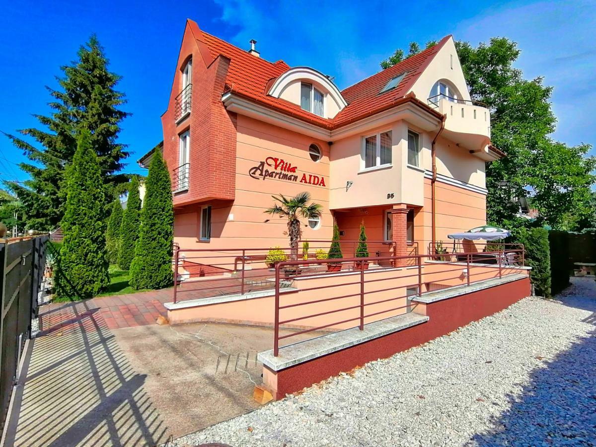 Villa Aida Apartman Hajdúszoboszló Buitenkant foto