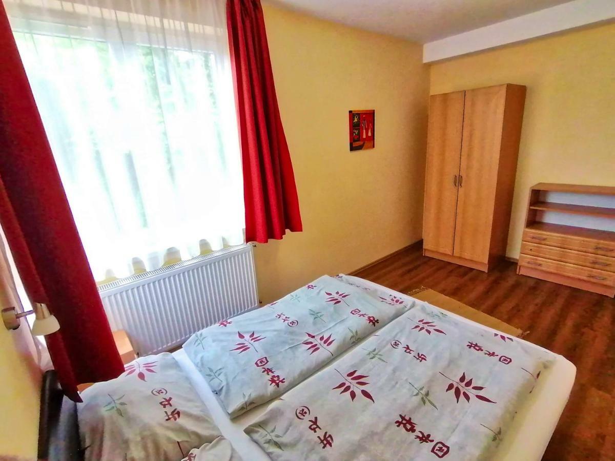 Villa Aida Apartman Hajdúszoboszló Buitenkant foto