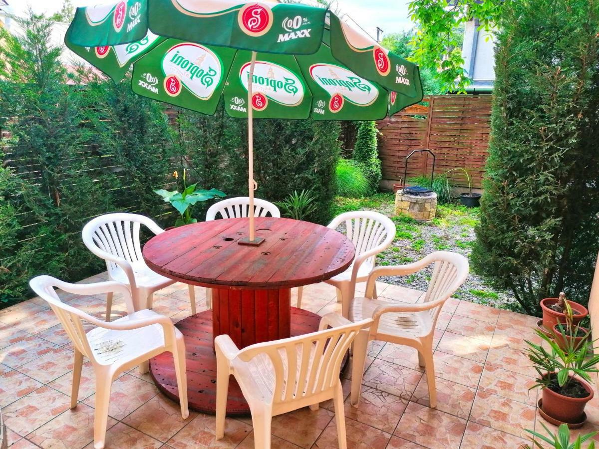 Villa Aida Apartman Hajdúszoboszló Buitenkant foto