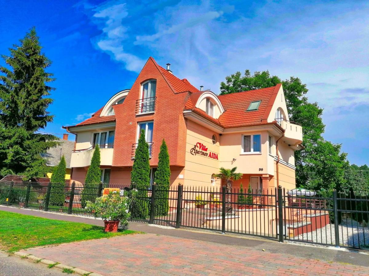 Villa Aida Apartman Hajdúszoboszló Buitenkant foto